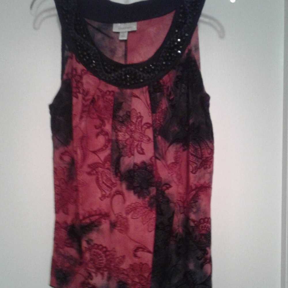 Red/black blouse